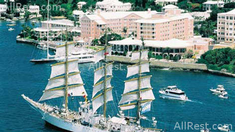 The Fairmont Hamilton Princess 1